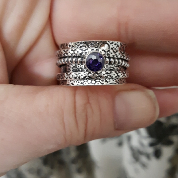 New Iolite 925 Silver Spinner Meditation Ring. - Picture 4 of 6